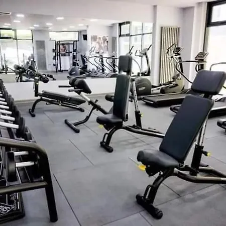 Διαμέρισμα Mamaia Nord & Piscina Interioara Incalzita Gym Parking Năvodari