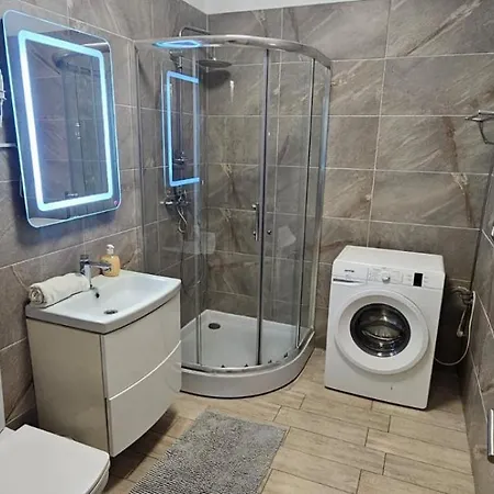 Mamaia Nord & Piscina Interioara Incalzita Gym Parking *